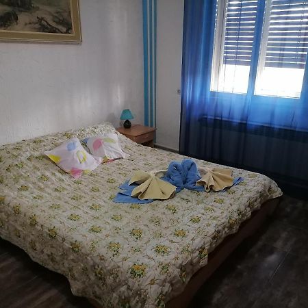 Smestaj U Okviru Domacinstva Sobe Sosa Palic Bilik gambar